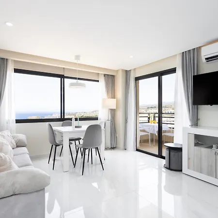 On The Paraiso Playa, Sea Views Апартаменты