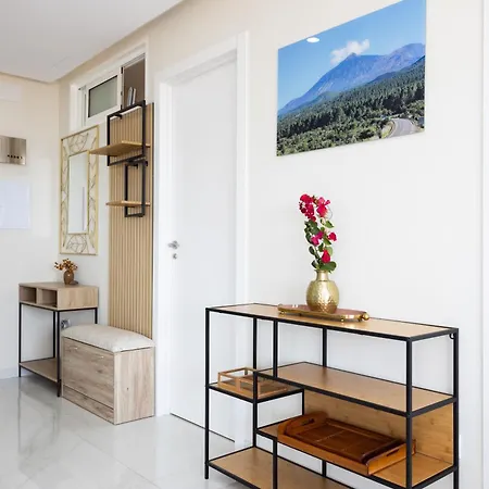 Appartement On The Paraiso Playa, Sea Views *