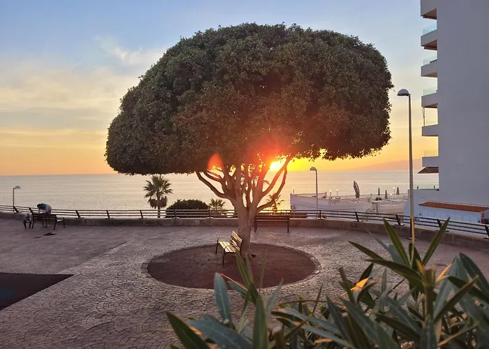 On The Paraiso Playa, Sea Views