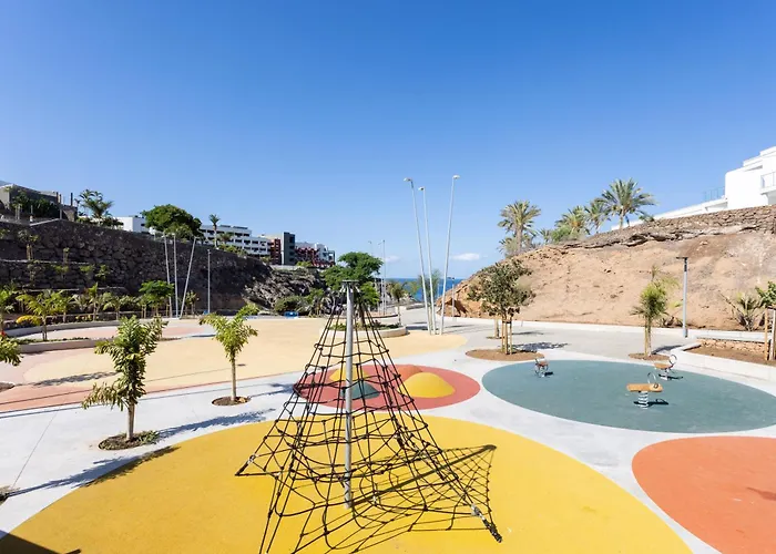 شقة On The Paraiso Playa, Sea Views *