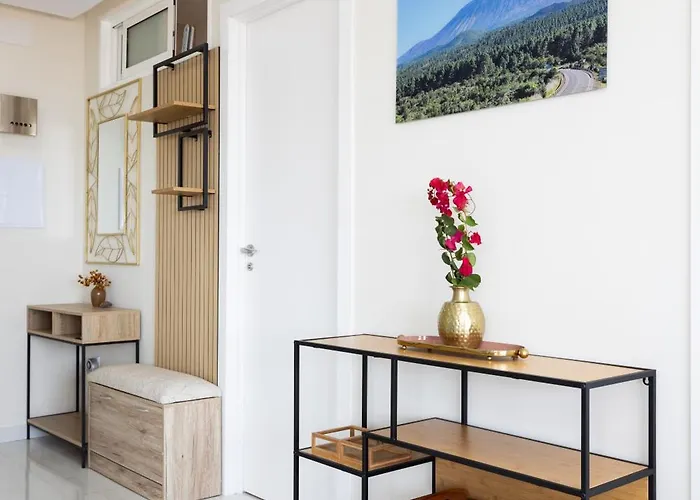 شقة On The Paraiso Playa, Sea Views *