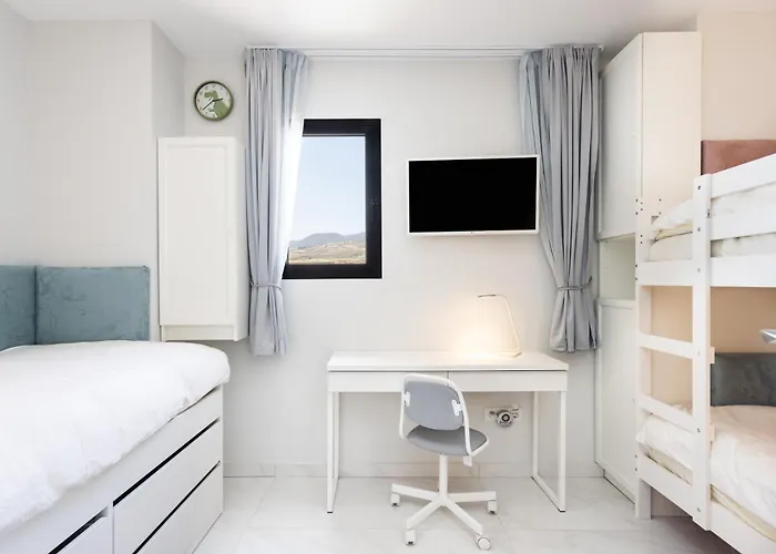 On The Paraiso Playa, Sea Views