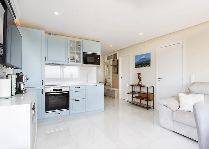 شقة On The Paraiso Playa, Sea Views