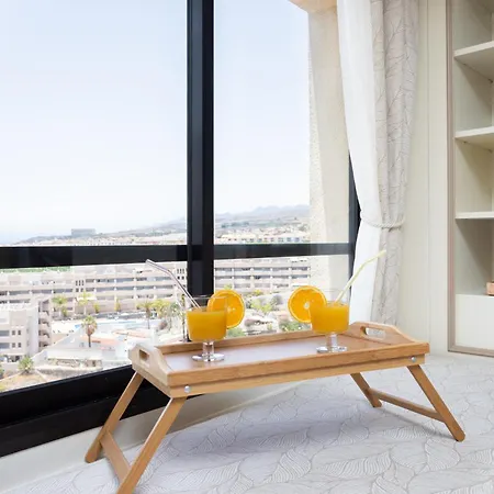 아파트 On The Paraiso Playa, Sea Views 플라야 파라이소